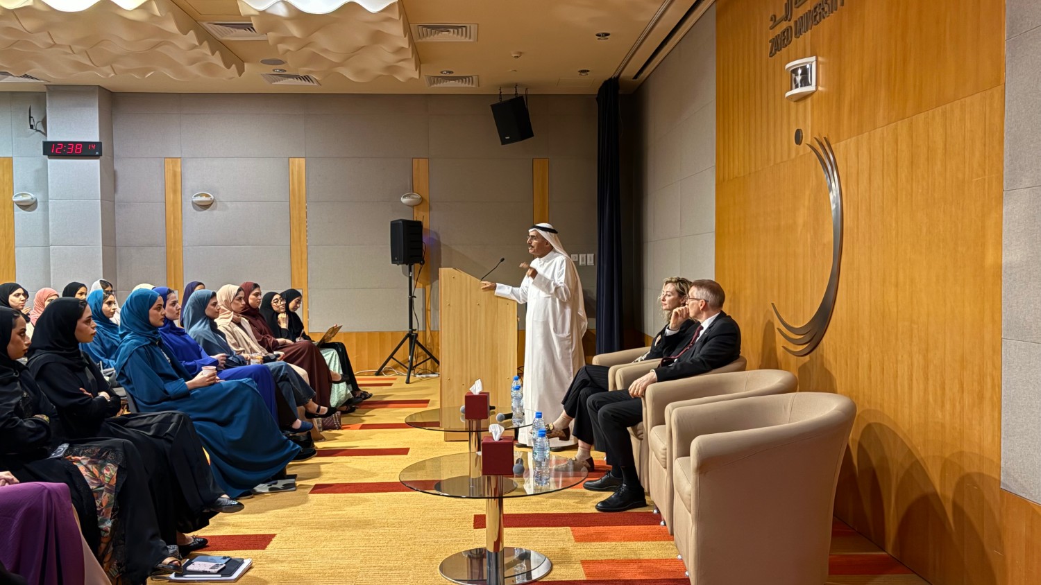 جامعة زايد تستضيف عبدالله بلحيف النعيمي في محاضرة حول الاستدامة والتحوّلات الاجتماعية في الإمارات