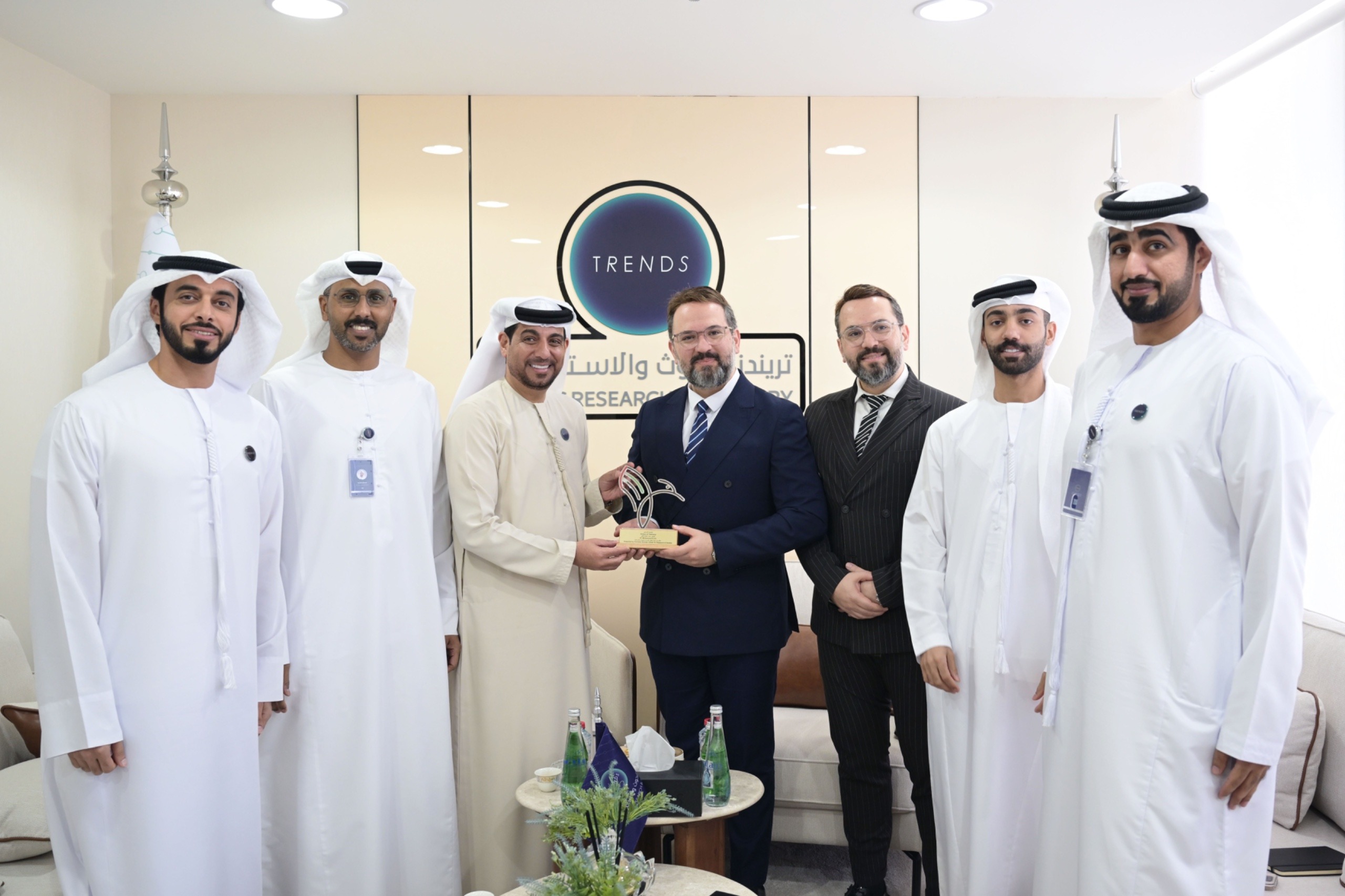 Emirates Scholar Honors Dr. Mohammed Al-Ali with the Tolerance Personality Award